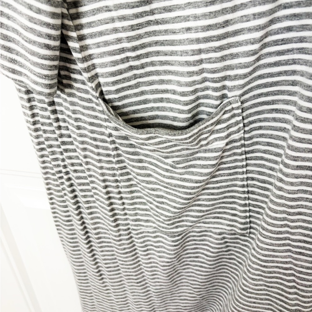 Great Northwest Indigo Sleepwear Grey White Striped Robe Short Sleeve Medium - Picture 2 of 3